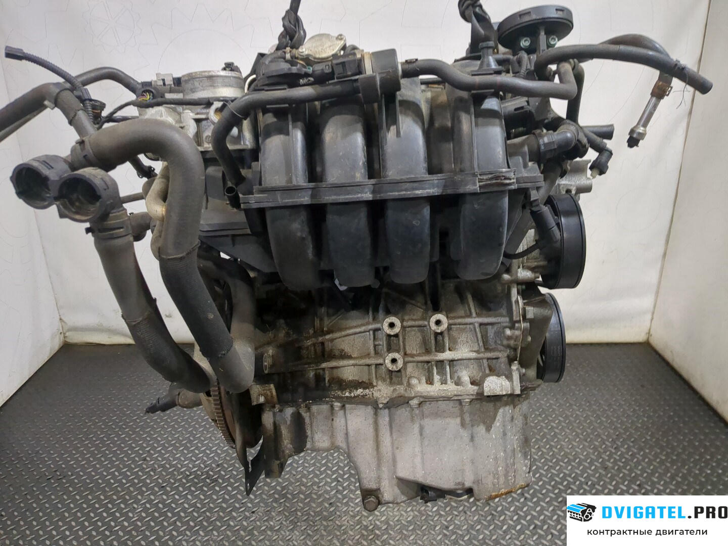 Двигатель Volkswagen Touran 2003 - 2006 BLF 1.6 л., Бензин, FSI, артикул 8387735
