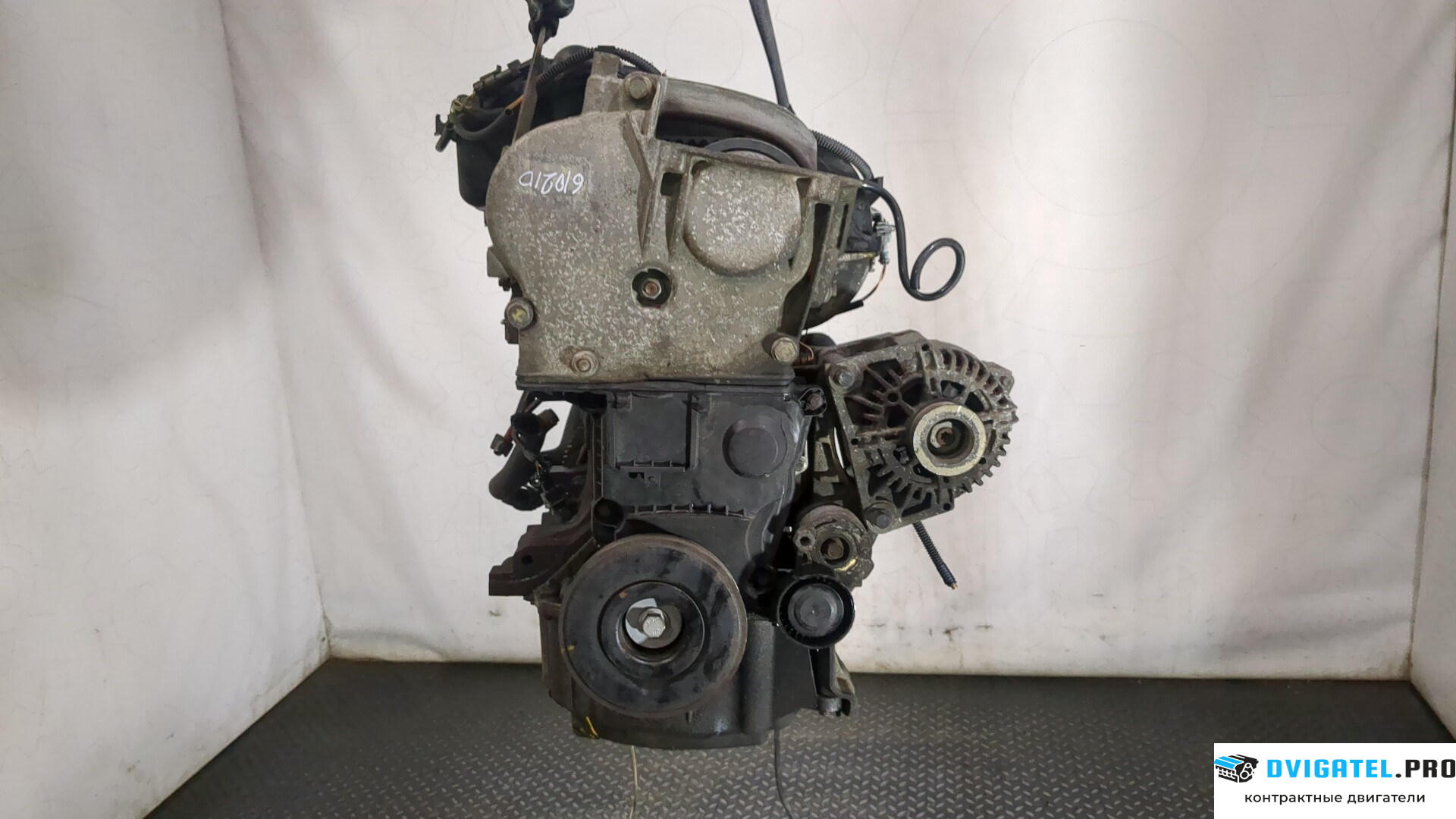 Двигатель Renault Megane 2 2002 - 2009 K4M 812 1.6 л., Бензин, Инжектор, артикул 9273505