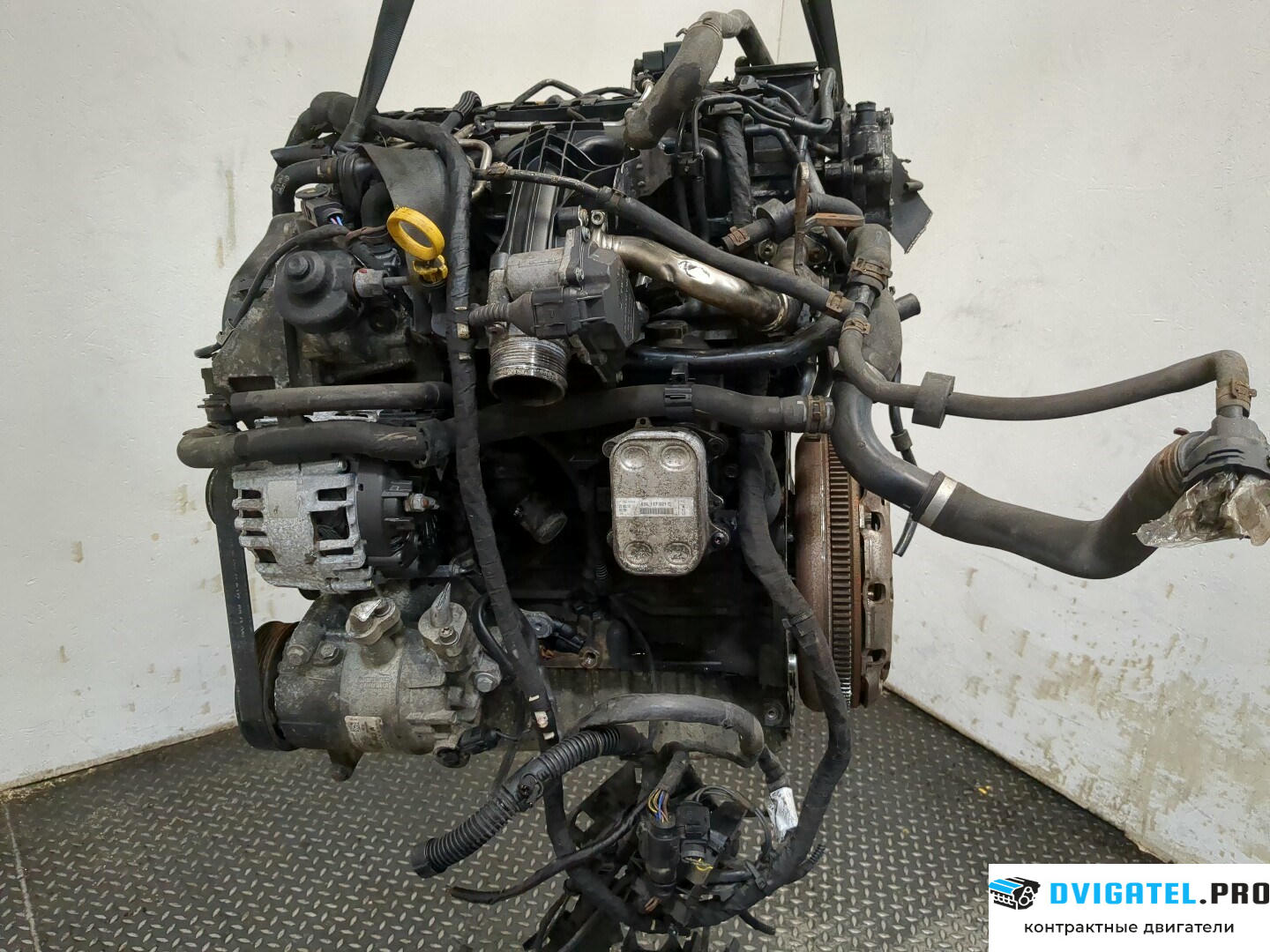 Двигатель Volkswagen Caddy 2010 - 2015 CFHC 2 л., Дизель, TDI, артикул 8622781