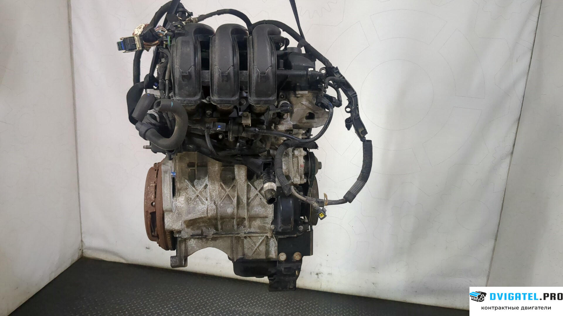 Двигатель Peugeot 2008 2013 - 2016 HMZ 1.2 л., Бензин, Инжектор, артикул 9175311