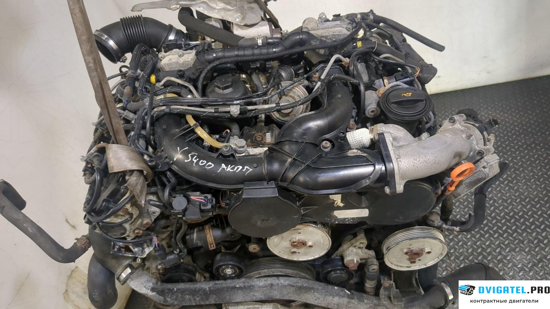 Двигатель Audi A8 D3 2002 - 2005 ASB 3 л., Дизель, TDI, артикул 9266336