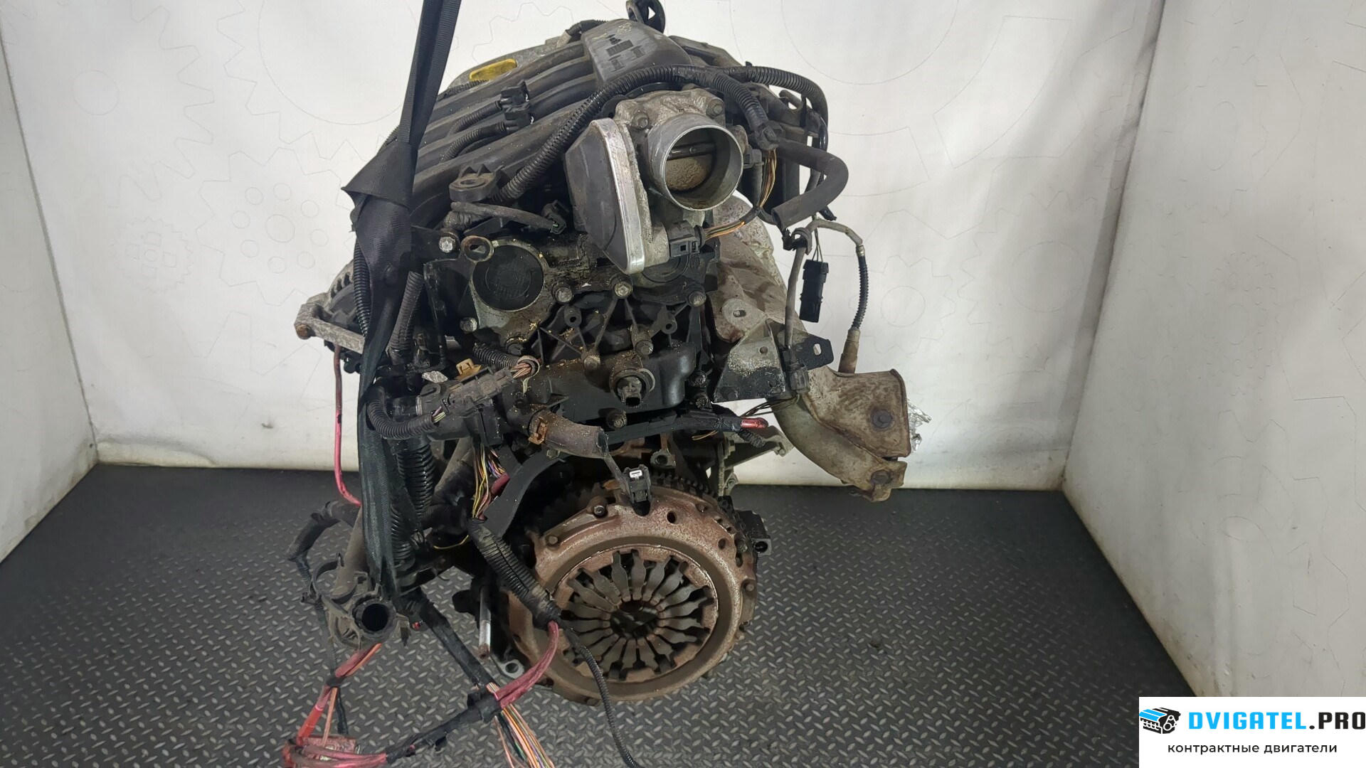 Двигатель Renault Megane 2 2002 - 2009 K4M 812 1.6 л., Бензин, Инжектор, артикул 8817652