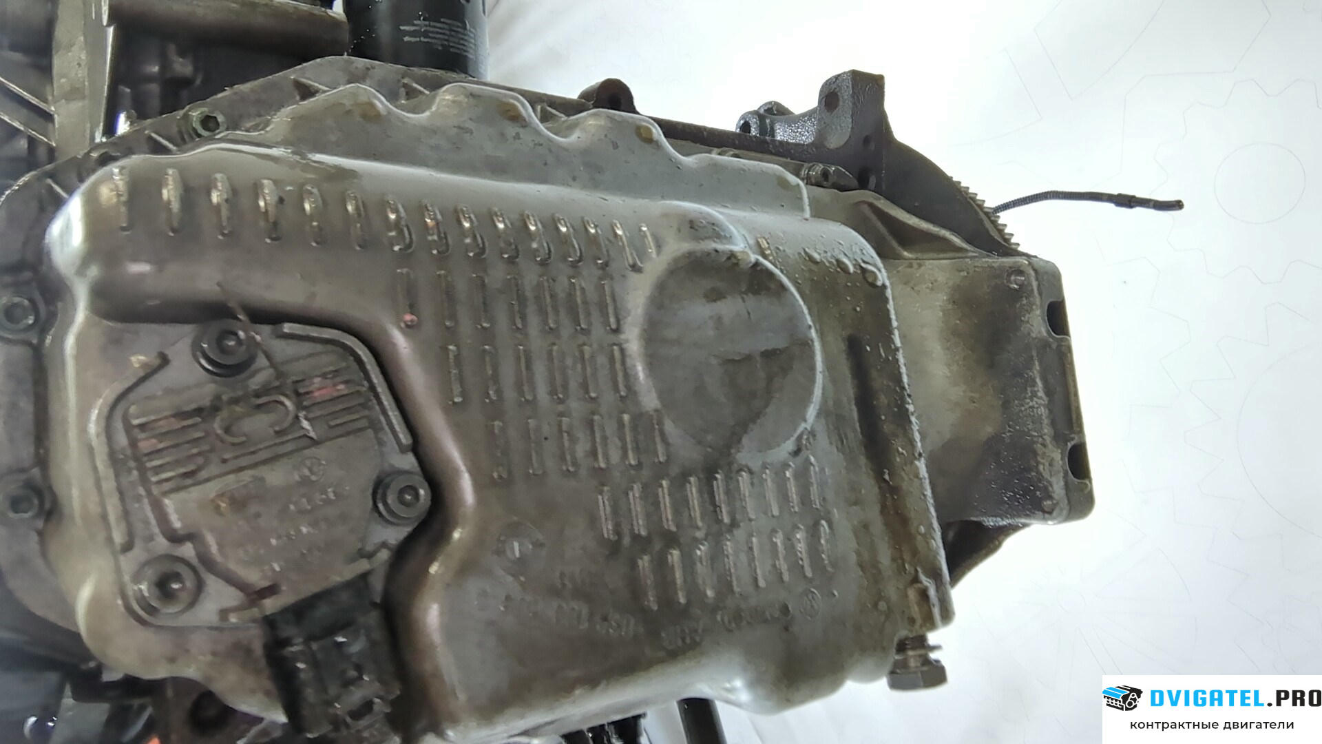 Двигатель Volkswagen Golf 4 1997 - 2005 BCB 1.6 л., Бензин, Инжектор, артикул 9161948