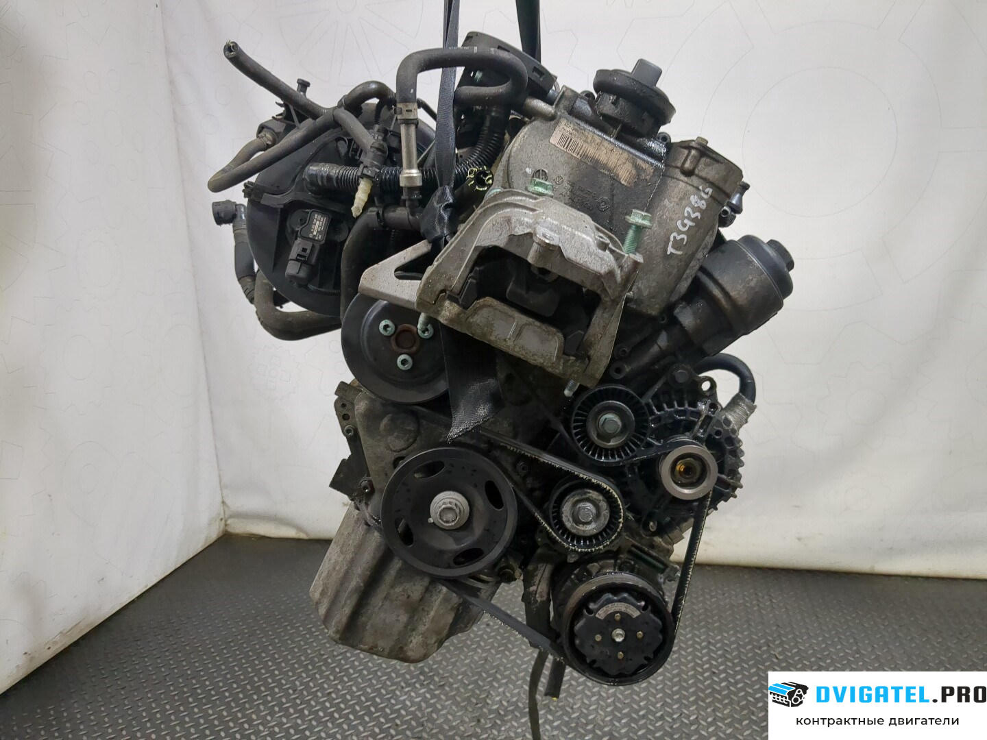 Двигатель Volkswagen Touran 2003 - 2006 BLP 1.6 л., Бензин, FSI, артикул 8422666