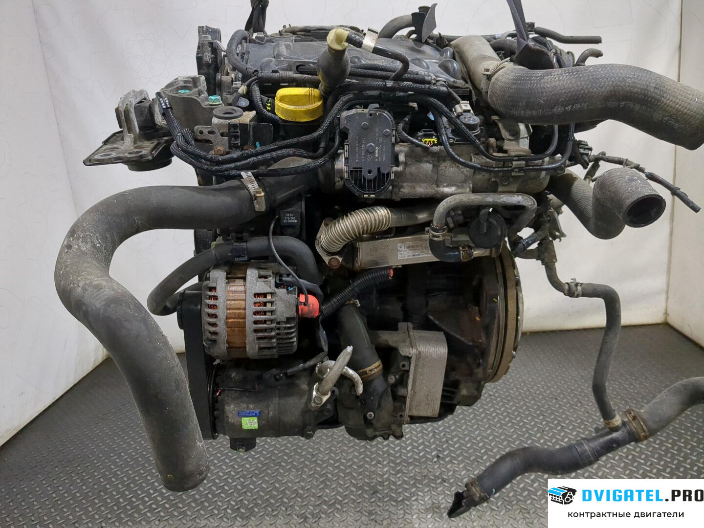Двигатель Renault Koleos 2008 - 2016 M9R 830 2 л., Дизель, DCI, артикул 8299991