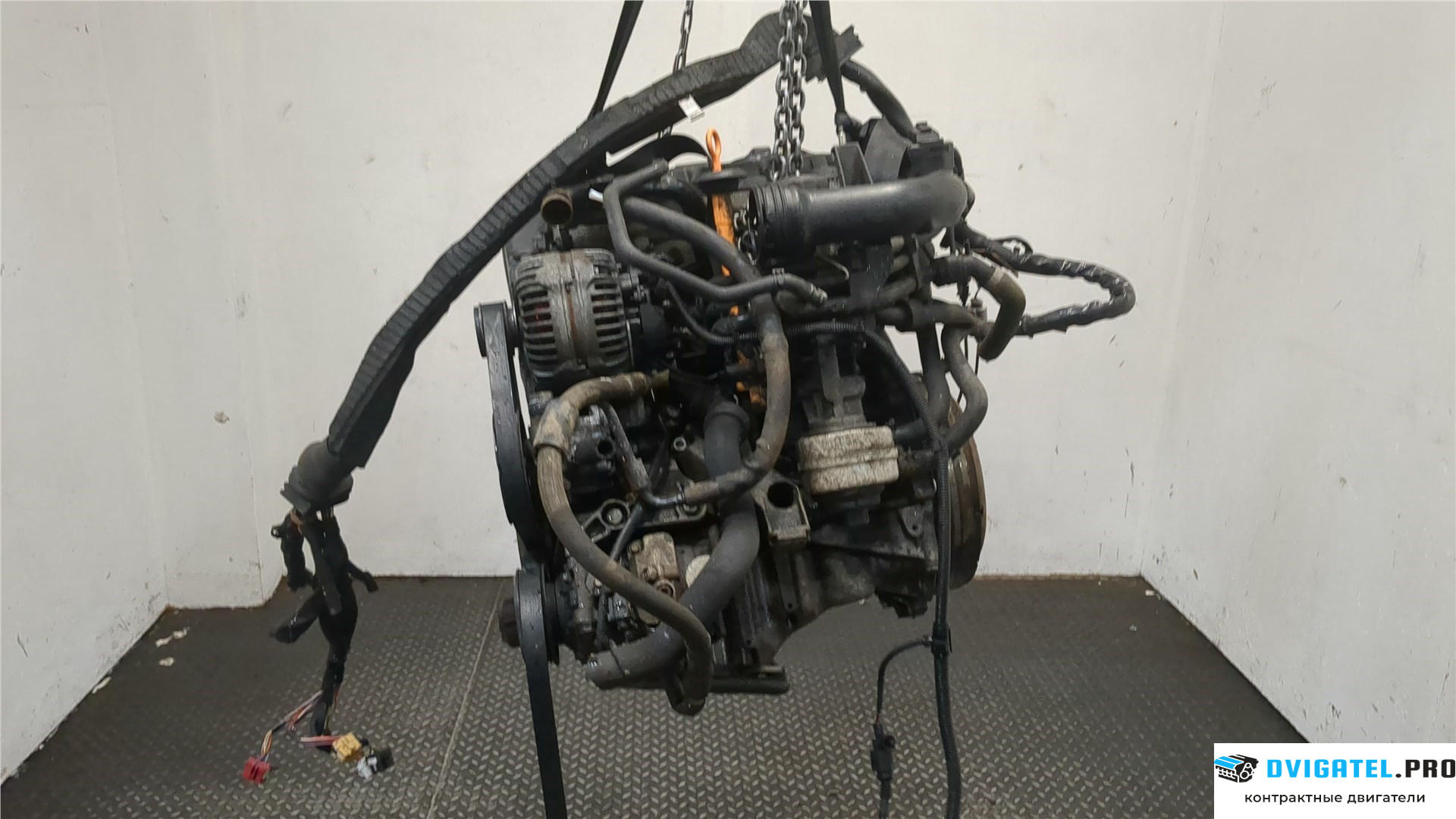 Двигатель Audi A4 B6 2000 - 2004 BKE 1.9 л., Дизель, TDI, артикул 8117478